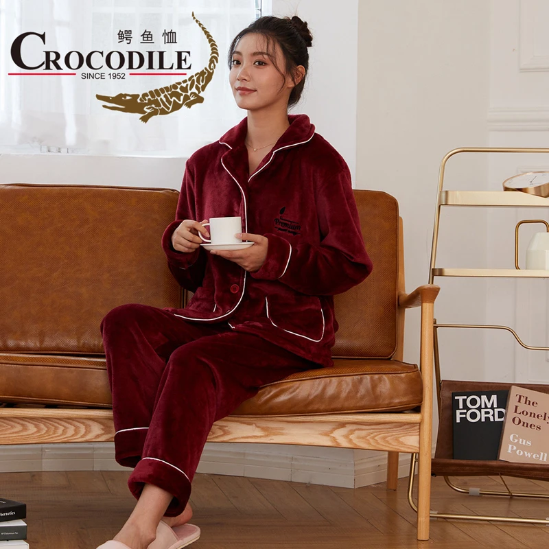 

Crocodile 2022 New Winter Thick Coral Fleece Women's Pajamas Long-sleeved Design Red Lapel Sleepwear Trousers Two-piece Sets