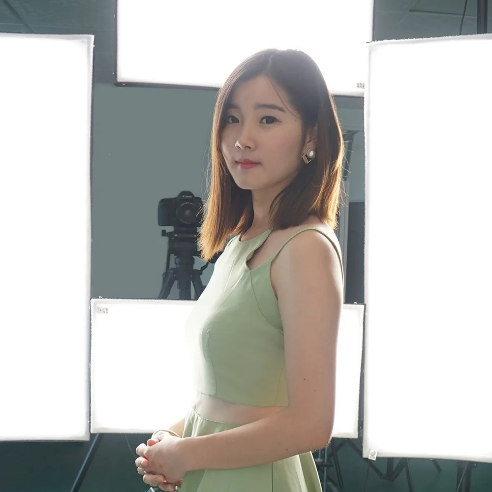 

Travor portable shooting fill in set soft panel lamp video flexible fabric cloth lights led photography light kit