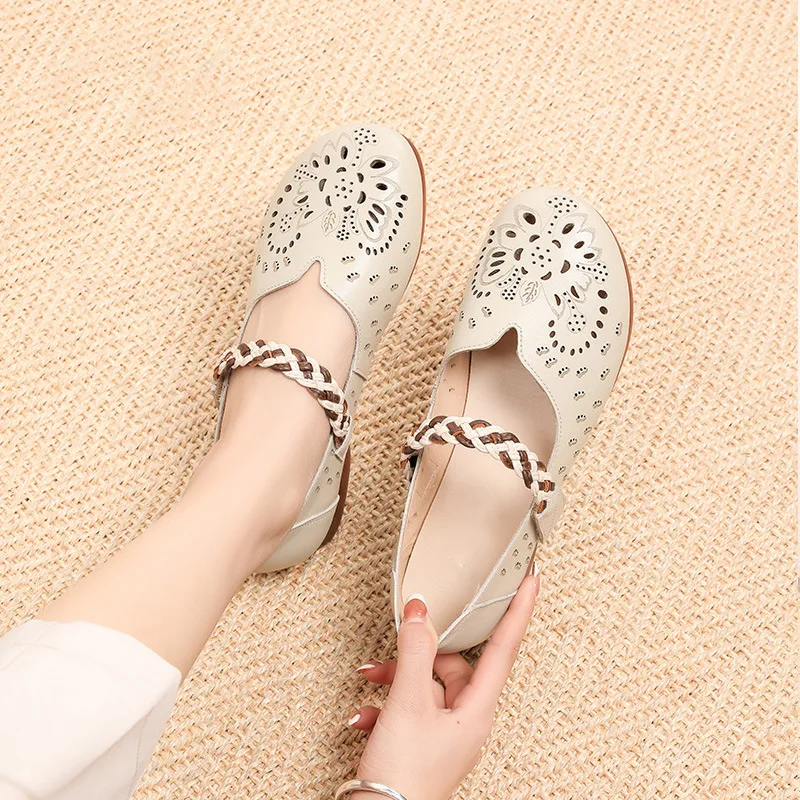 Xiuteng Women Loafer Casual 2022 New Spring Genuine Leather Casual Mother Shoes Comfortable Non-slip Large Size Ladies Flat Shoe