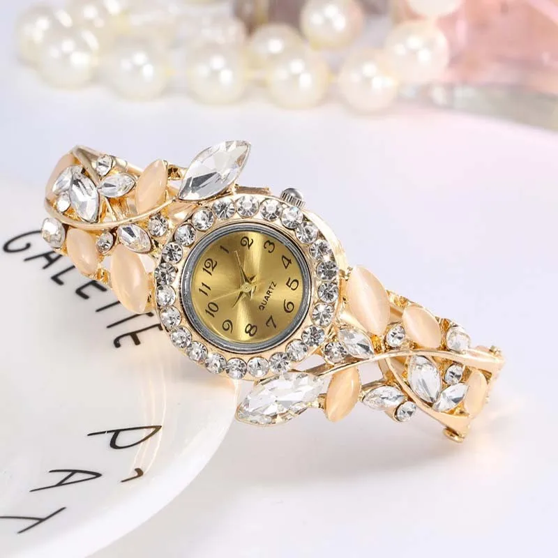 Exquisite  Encrusted Crystal Bracelet, Sparkling All Diamond Jewelry Dial, Luxurious Women's Watch
