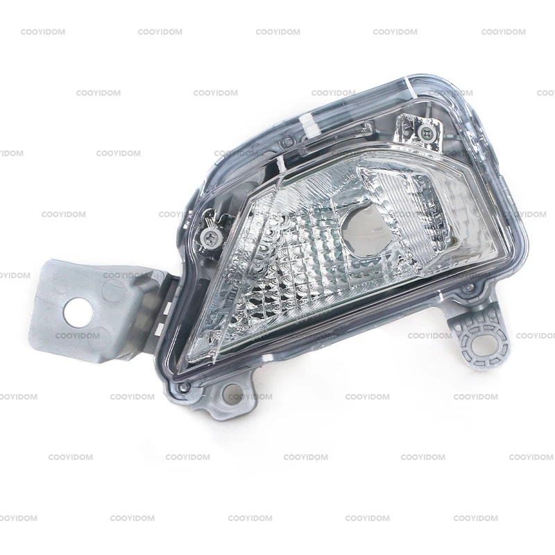 Передние противотуманные фары светильник тели поворота левая и правая на бампер