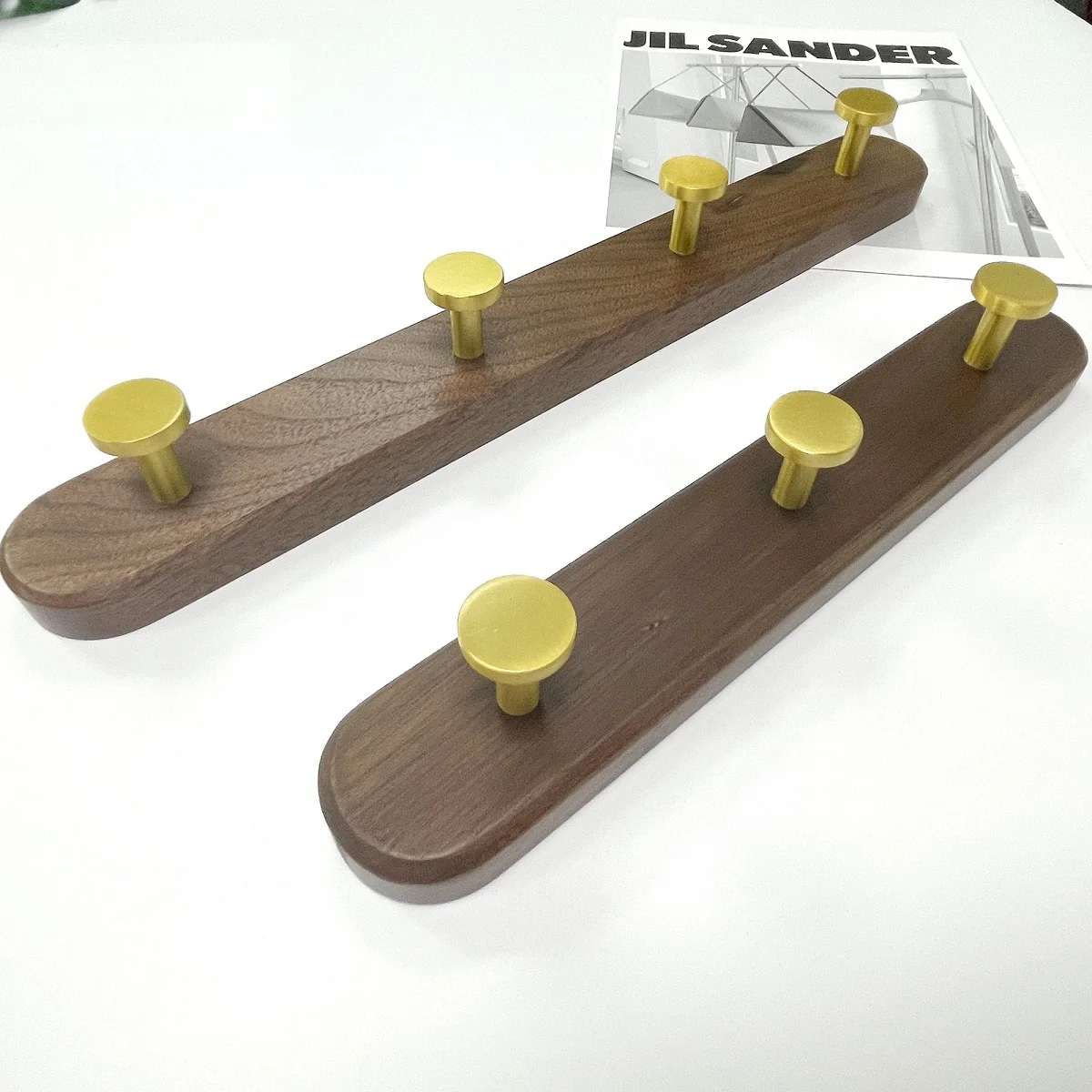 

New Wooden Anti Slip Multi Hook Coat Storage Stand For Home Bedroom Bathroom Clothing Clothes Rack 3/4 Hooksti Storage