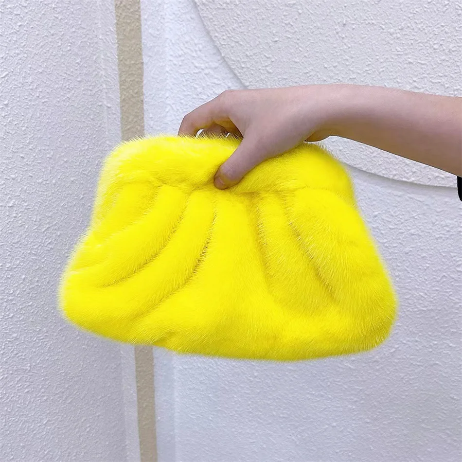 New Style 100% Mink Fur Messenger Bag Ladies 2021 Fashion Fur One Shoulder Messenger Bag Ladies Chain Travel Small Handbag