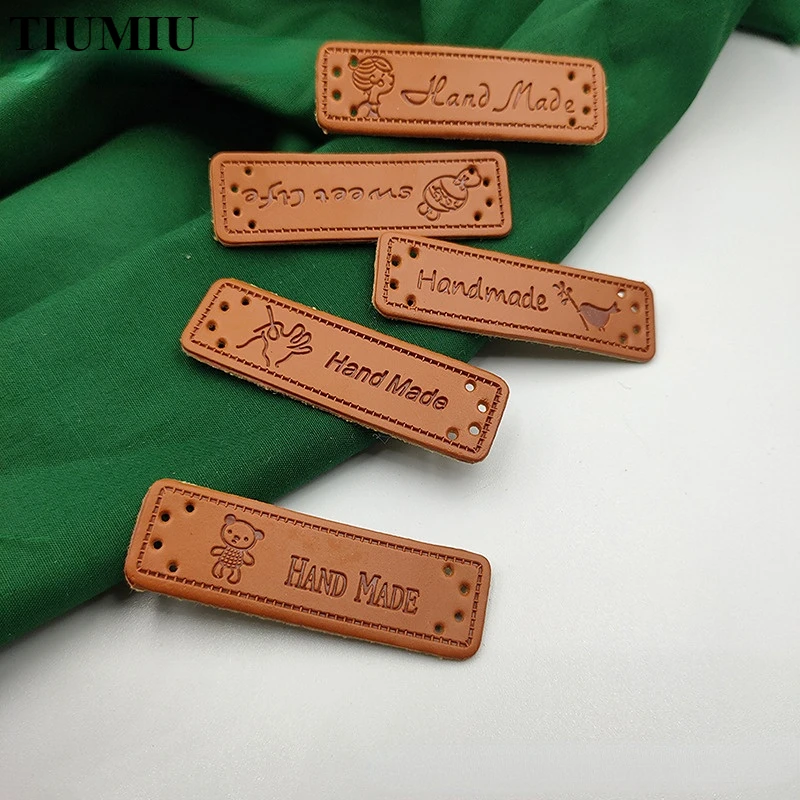 

20pcs Handmade Letter Pattern PU Leather Tags Rectangle Embossed Label DIY Flag Labels For Garment Sewing Accessory