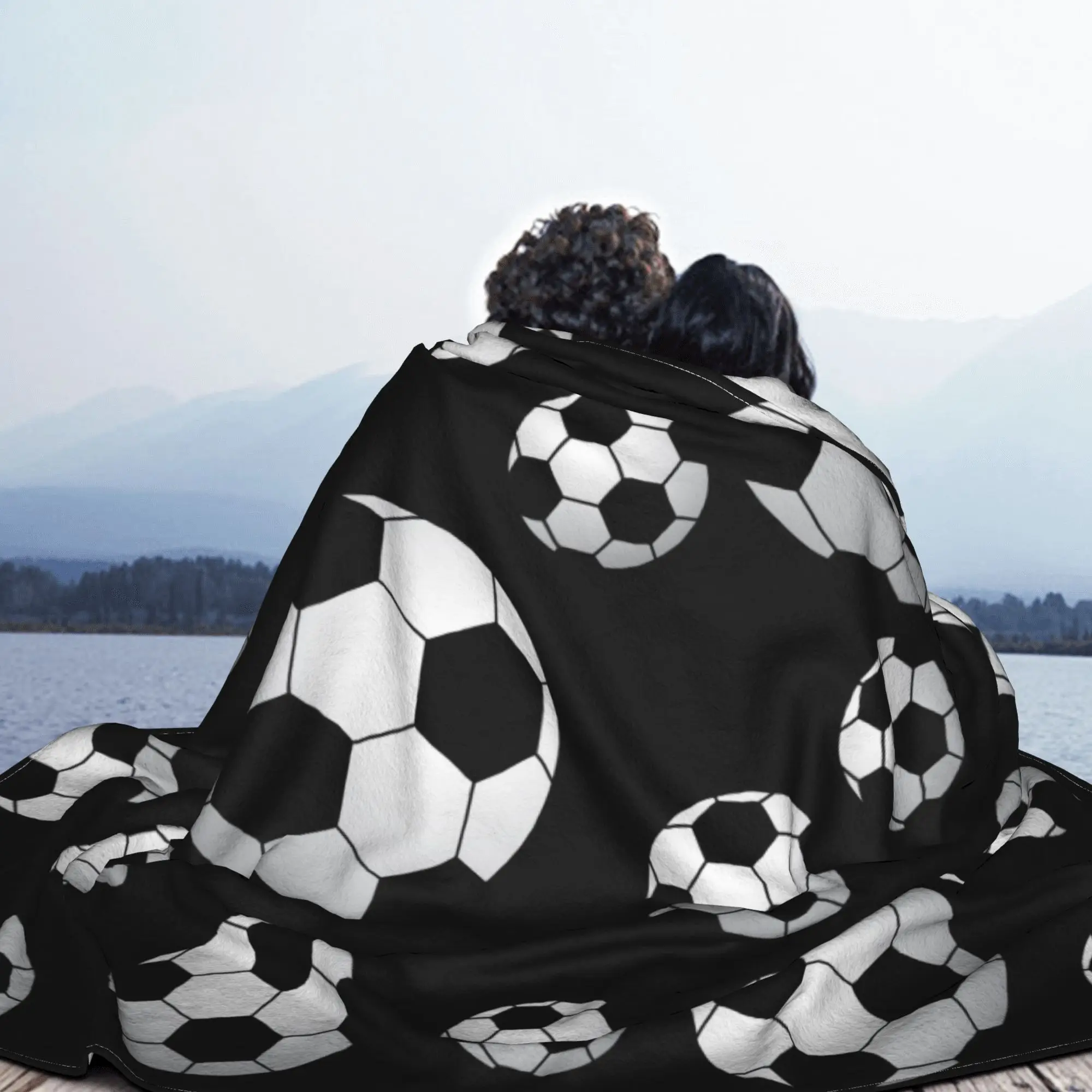 Футбольное вязаное одеяло Футбольные мячи Спортивное фланелевое Летнее