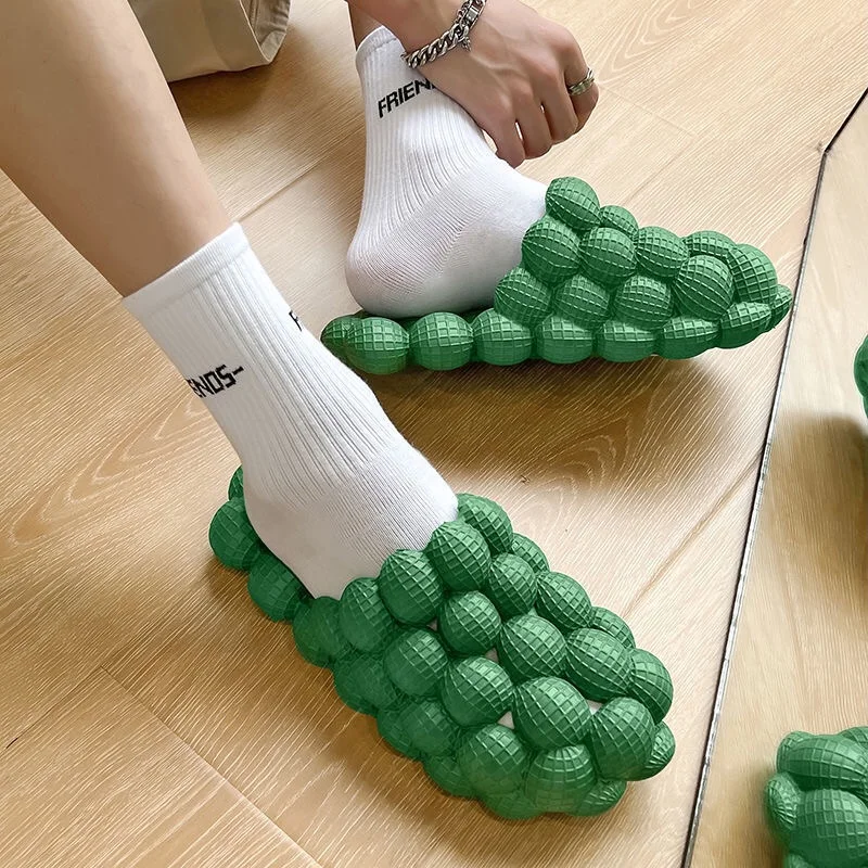 

Fashion creative bubble slippers shoes Men hollow out holes slides platform sandals summer 2022 massage soft designer shoes male