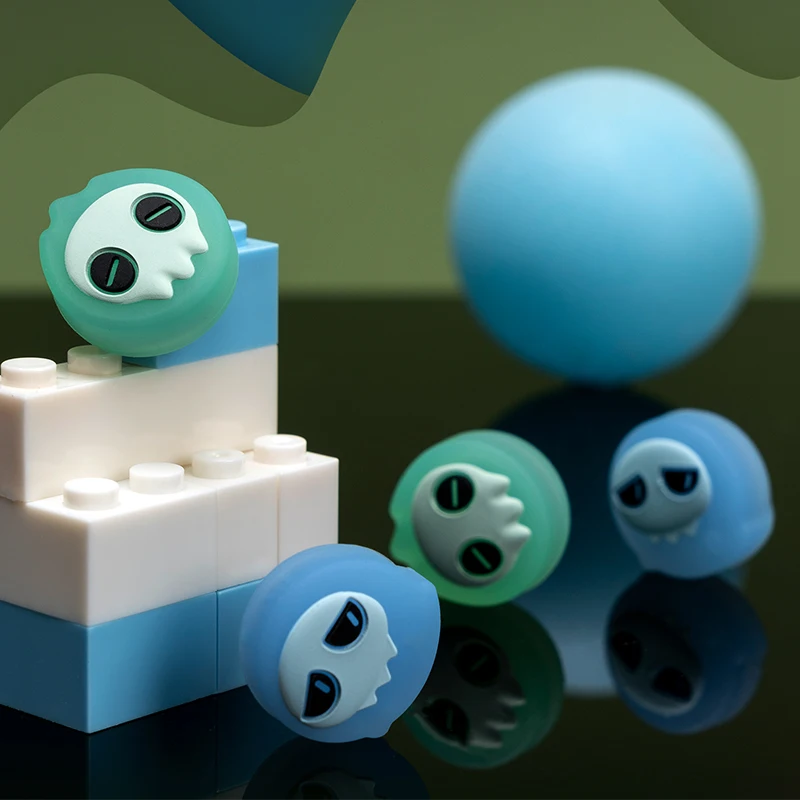 Колпачок на большой палец для джойстика Nintendo Switch OLED 4 шт