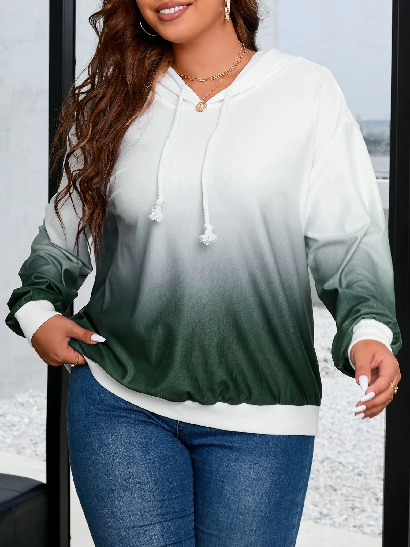 Рисунок 4 - Женский свитшот с принтом