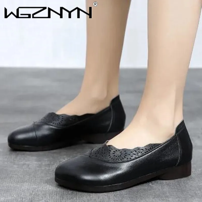 

2022 New Fashion Women's Retro Low Heel Solid Color Women's Loafers Shallow Roman Shoes Mom Luxury Ladies Flats Large Size 35-41