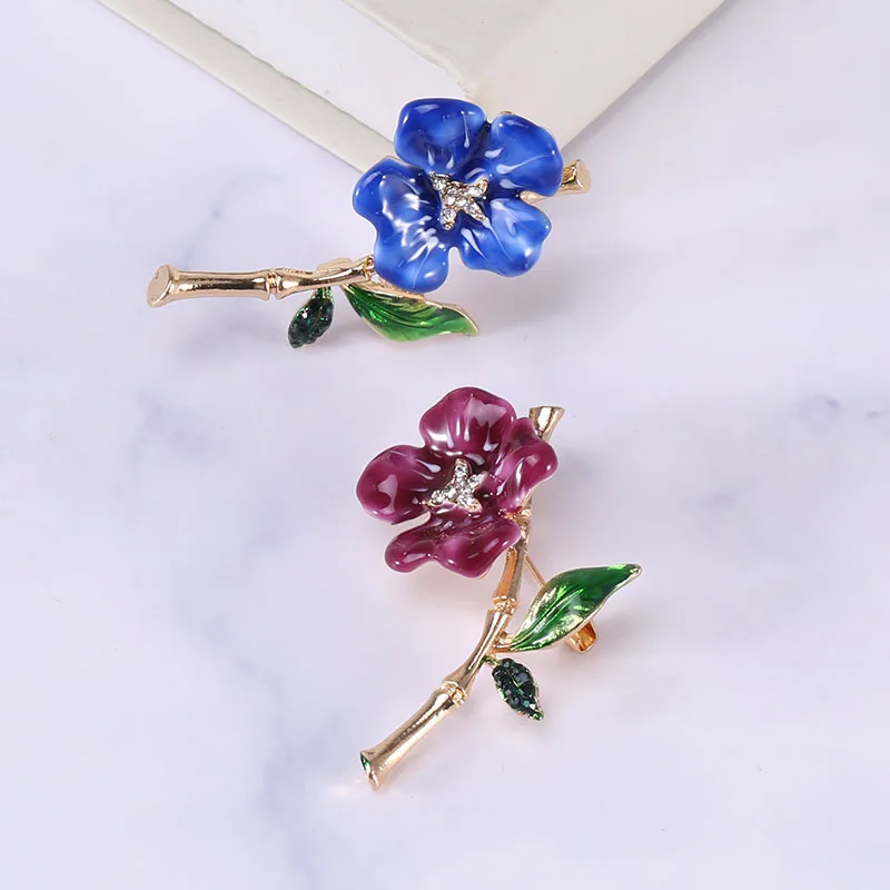 

New Fashion Exquisite Rhinestone Drop Oil Flower Brooch