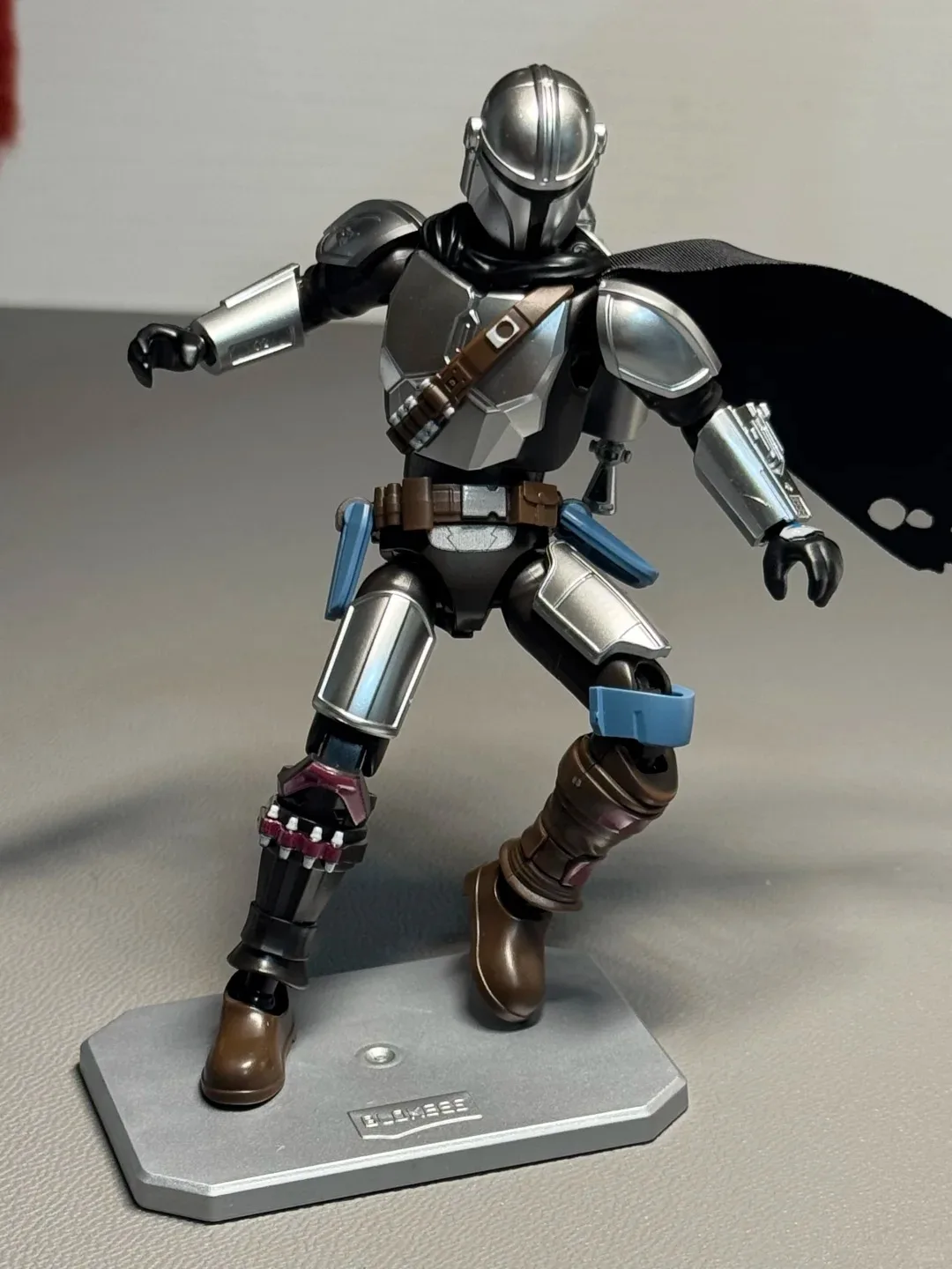 Фото Коллекционная фигурка Blokees Star Wars: Мандалорец и Грогу, серия Champion Class Lite 01, модель для сборки, настольная игрушка, подарок №5