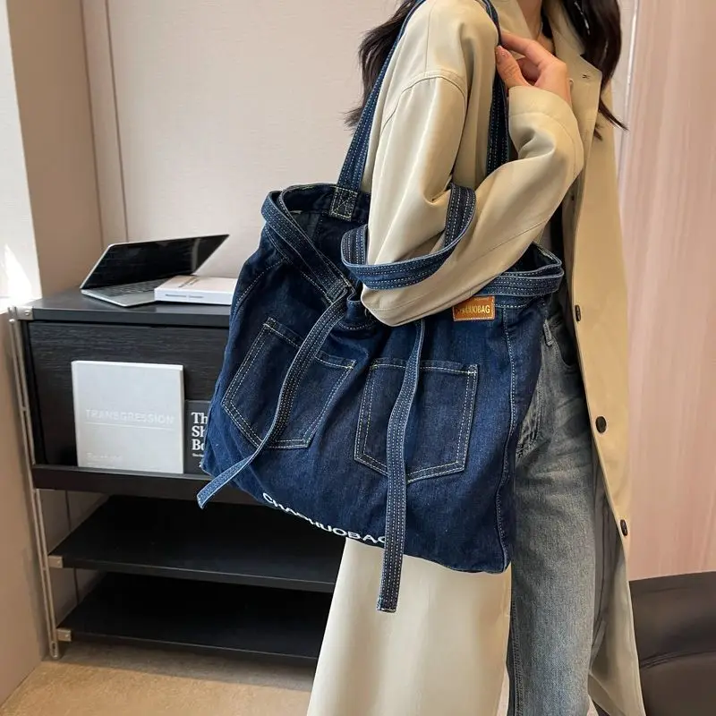 Vintage Washed Jeans Cloth Bag Large Capacity Commuting Canvas Bag Fashion Casual Tote Bag Versatile Student Shoulder Bag Women