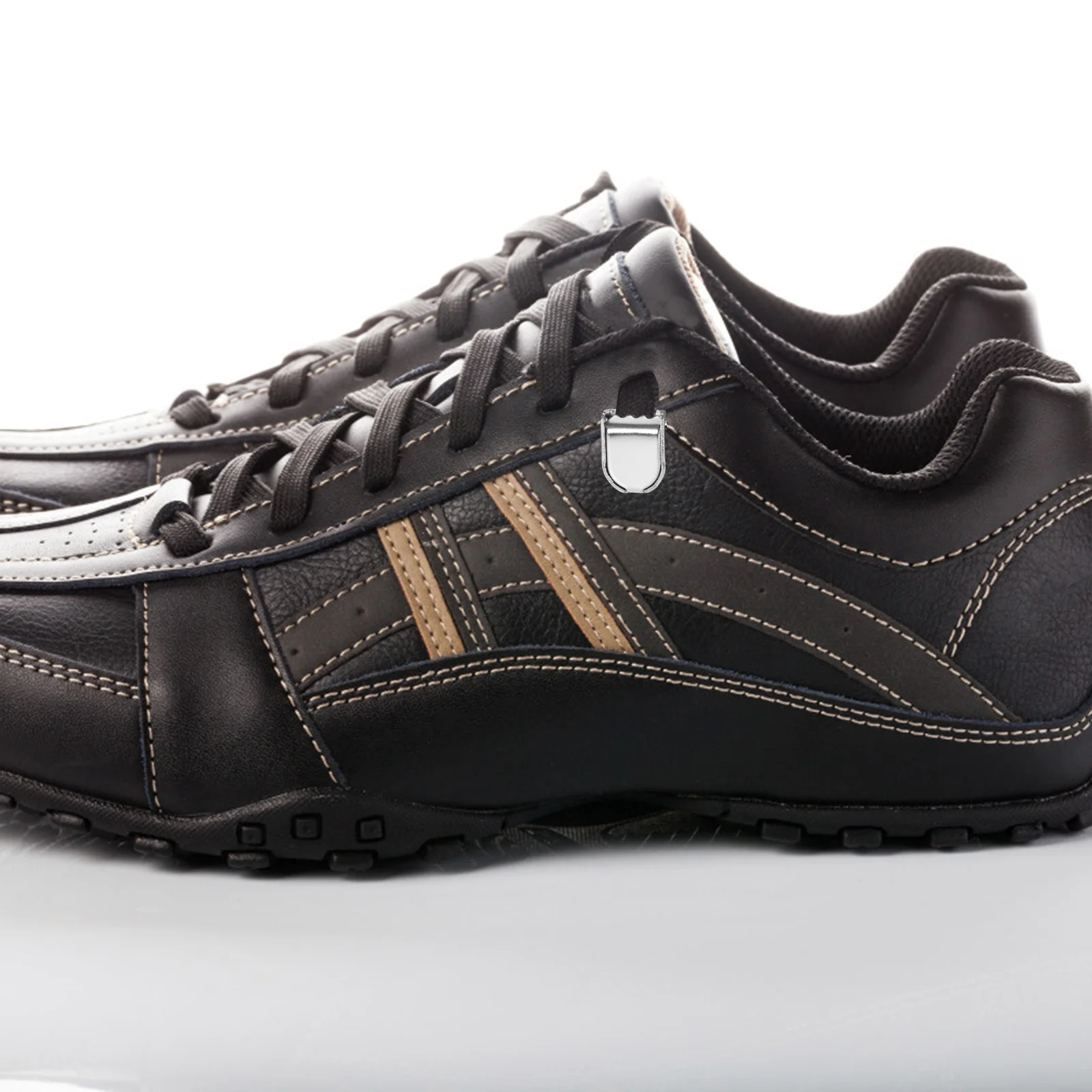 100 Pcs Creative Shoelaces Tie Boys Strap Tail Clip Canvas Sneakers Women Shoelace Buckle Shoehorn Capsule Lace Lock Buckles