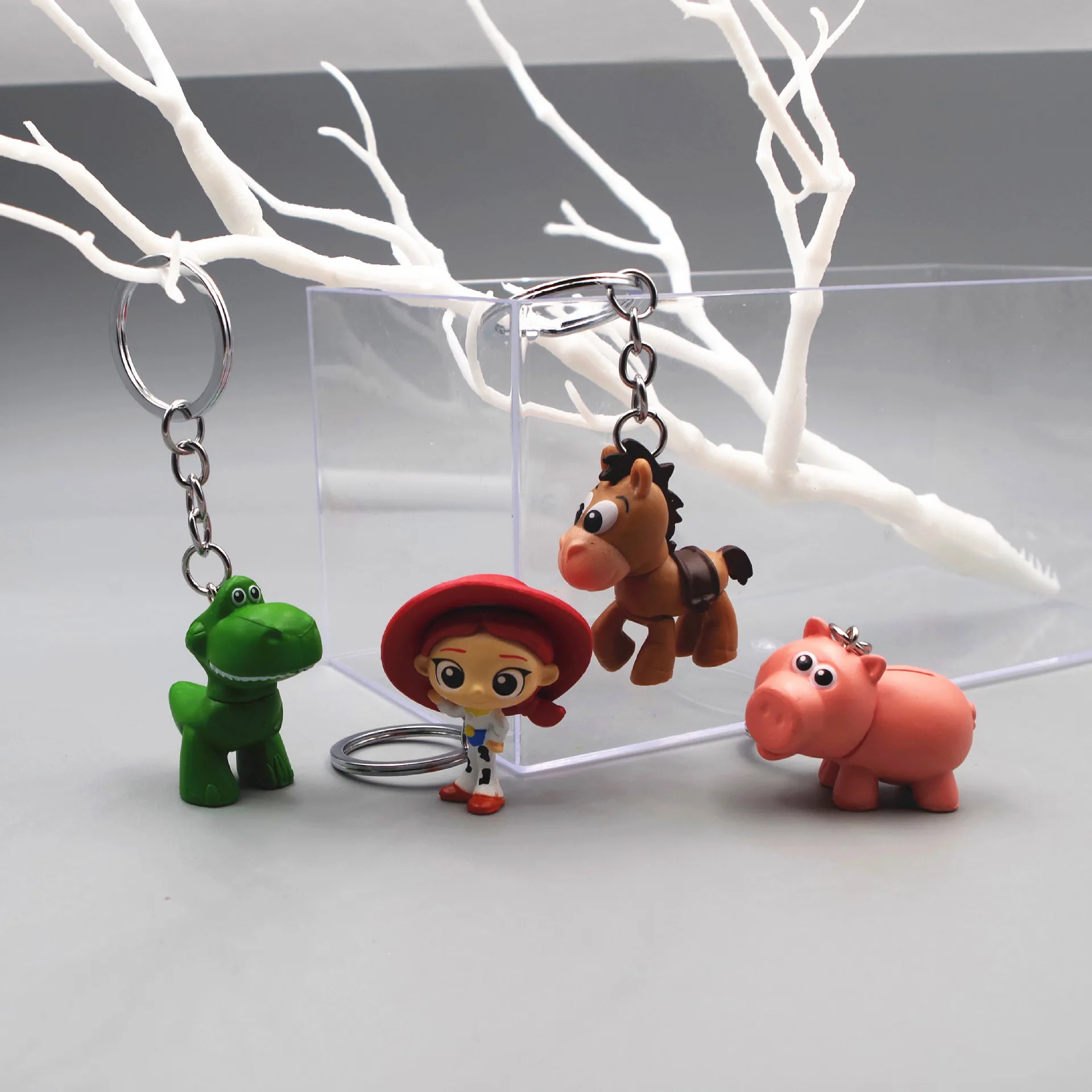 Disney 4 шт./компл. История игрушек игрушки брелок кулон Вуди Джесси Базз Лайтер