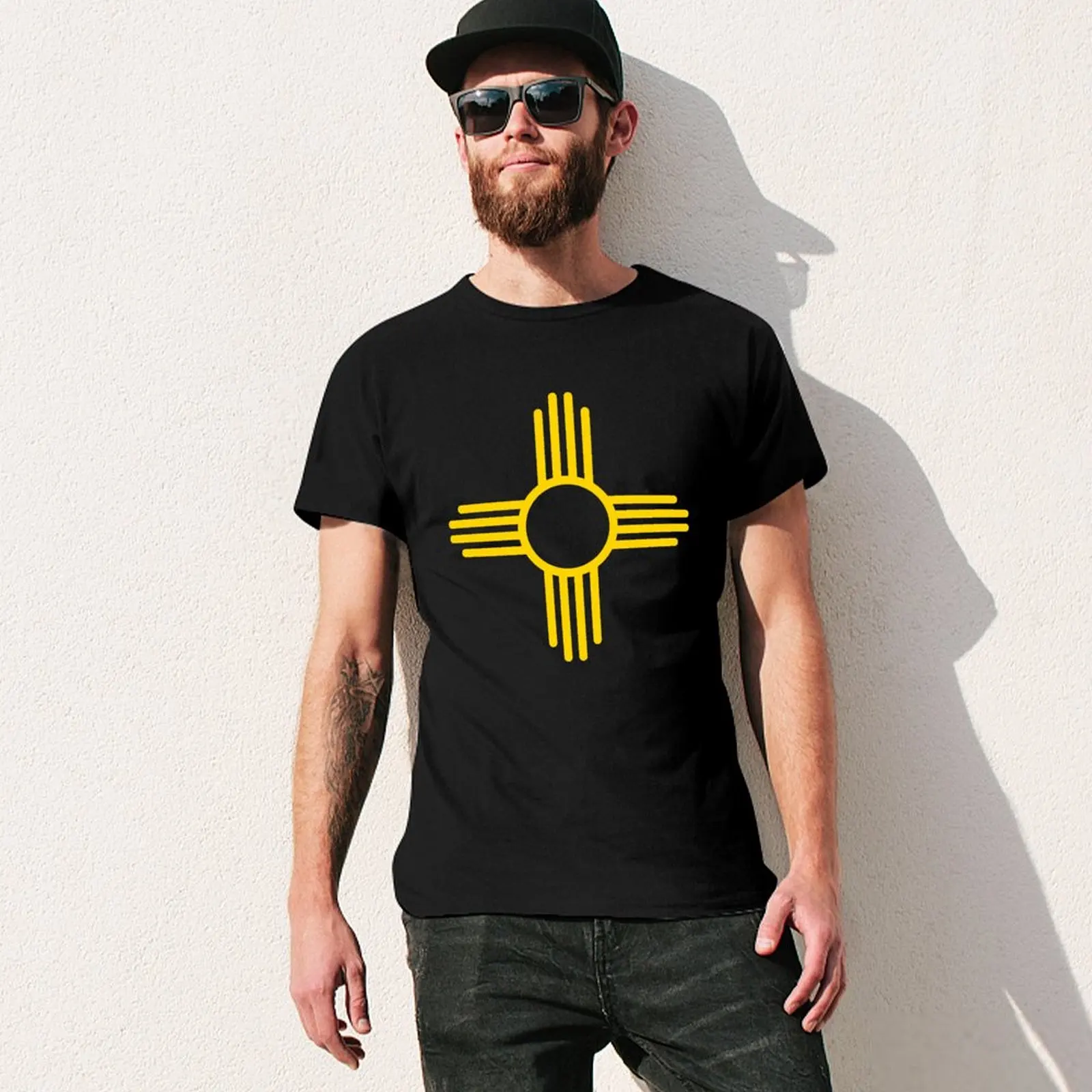 Фото Zia Symbol - Футболка с изображением желтого солнца для активного отдыха и спорта, легкая. №3