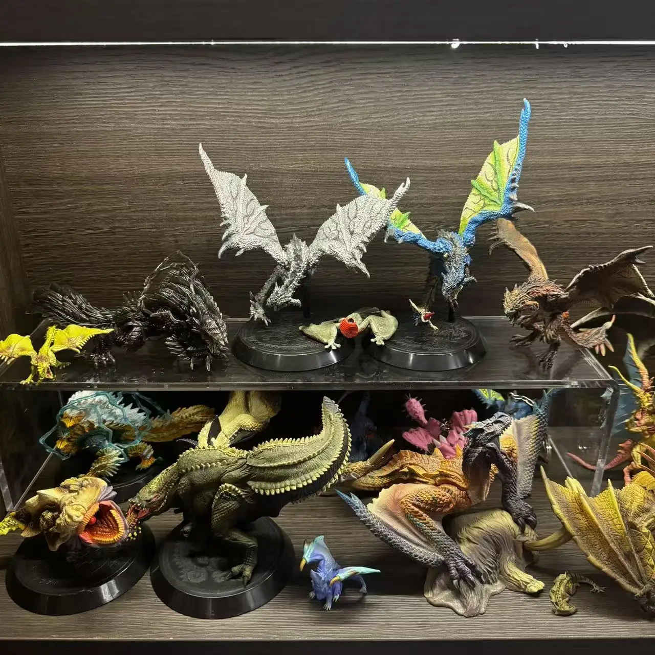 Фото Monster Hunter World Iceborne Фигурка Модели из ПВХ Hot Dragon Эксклюзивная редкая серия Фигурка Украшение Игрушечная модель №1