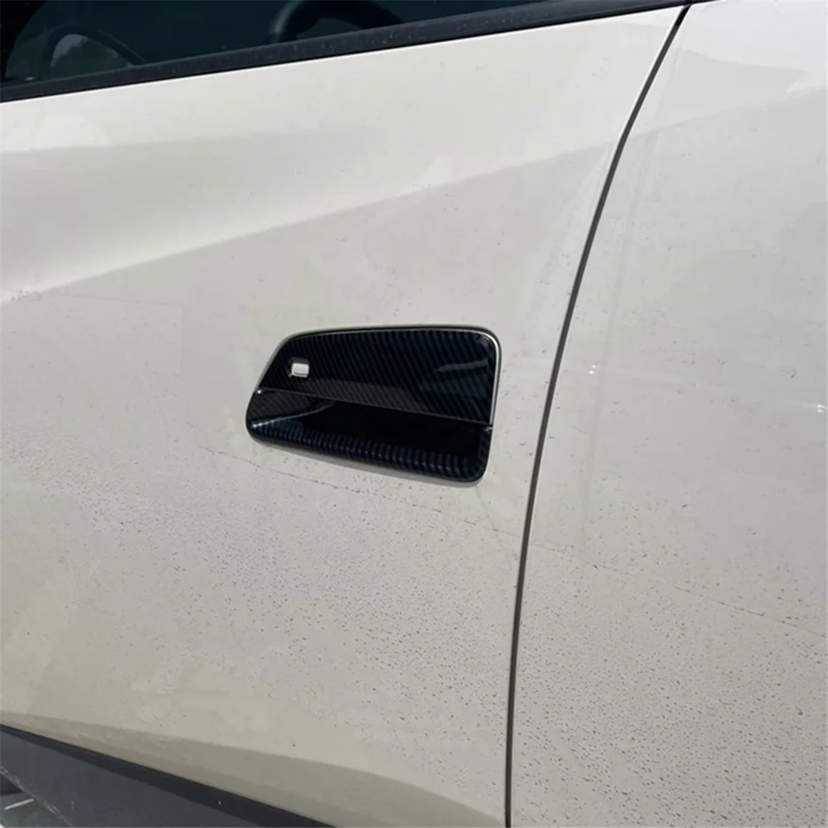 Цветной чехол из углеродного волокна для наружной дверной ручки автомобиля