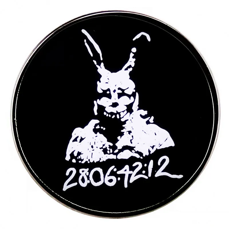 

Классическая эмалированная заколка с изображением гигантского кролика из фильма и телевизора, значки на лацкан, ювелирные изделия, забавны...