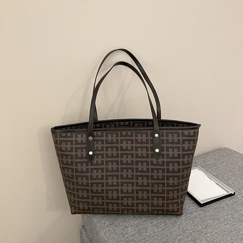 New Women Casual Handbags Superior Quality Fashion Vintage Women Shoulder Bag Large Capacity Premium Korean Female Shoulder Bag