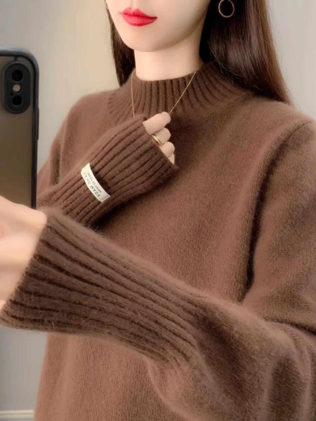 Осень и зима 2024 новый утолщенный свитер внутренняя одежда базовая рубашка