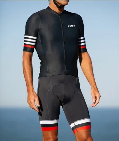 

2022 【NEW】 Pro Team Lightweight Short Sleeve Cycling Jersey And Bib Shorts High Quality Gel Pad Italy Miti Leg