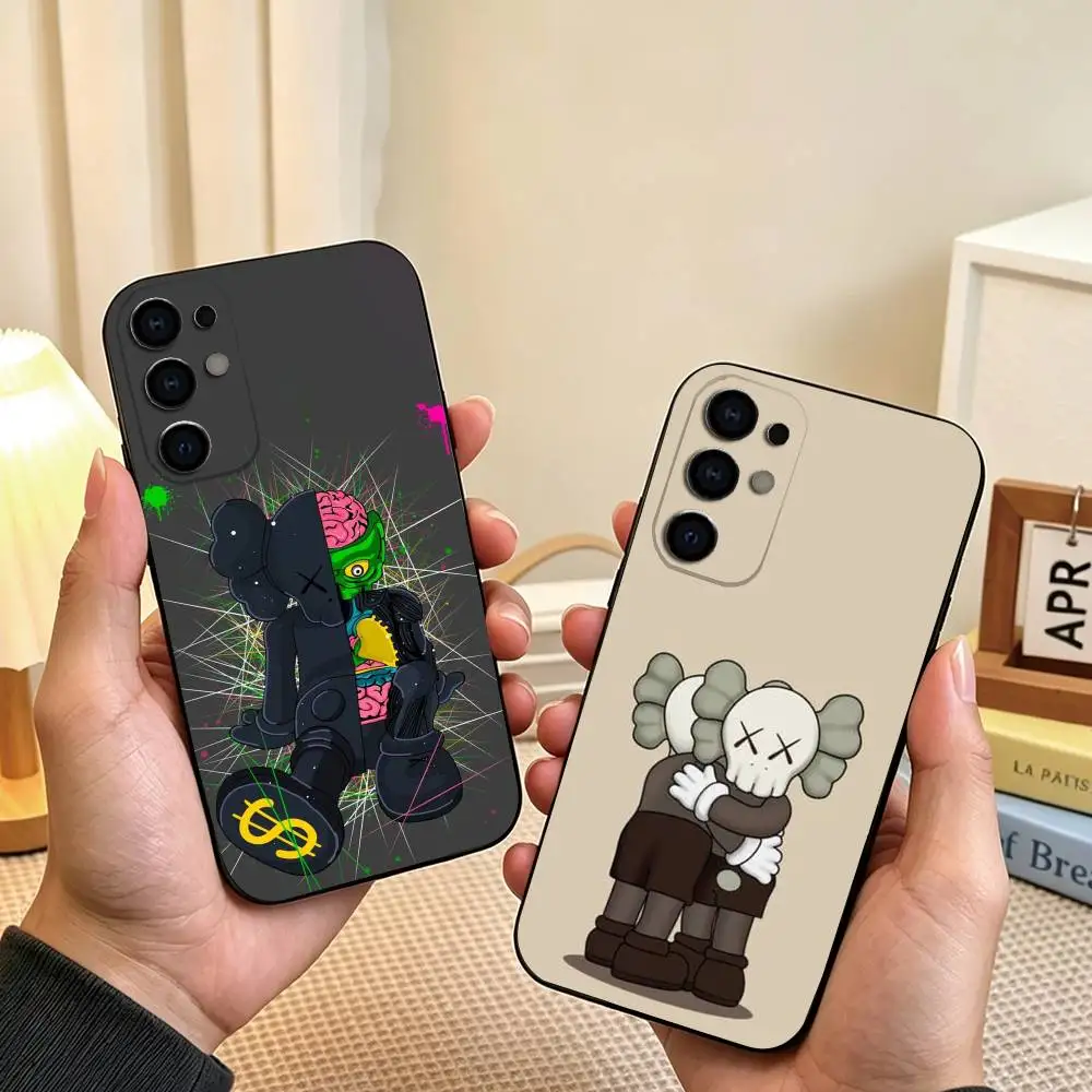 Фото Милый мультяшный чехол для телефона B-BearbrickES для Samsung S26, S25, S24, S23, S22, S21, S30, Ultra, Plus, Fe, мягкий силиконовый черный чехол, подарок. №1
