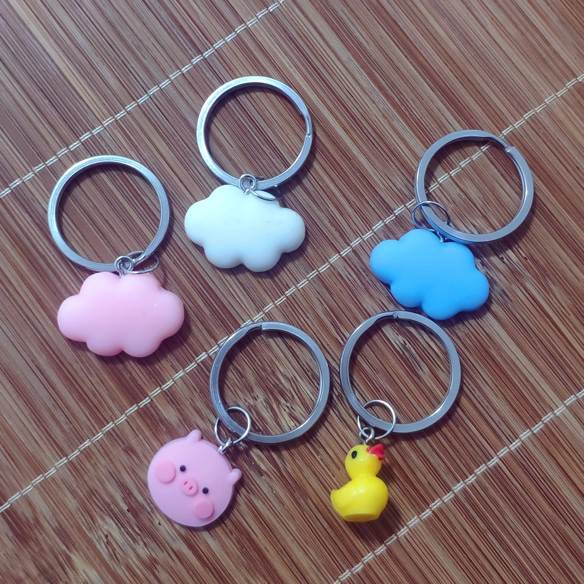 

Keyring Cloud Pig Duck Lanyard for Keys Cute Stainless Steel Best Friend Lovely Silicone Couple Gift Cartoon Ornaments Carabiner