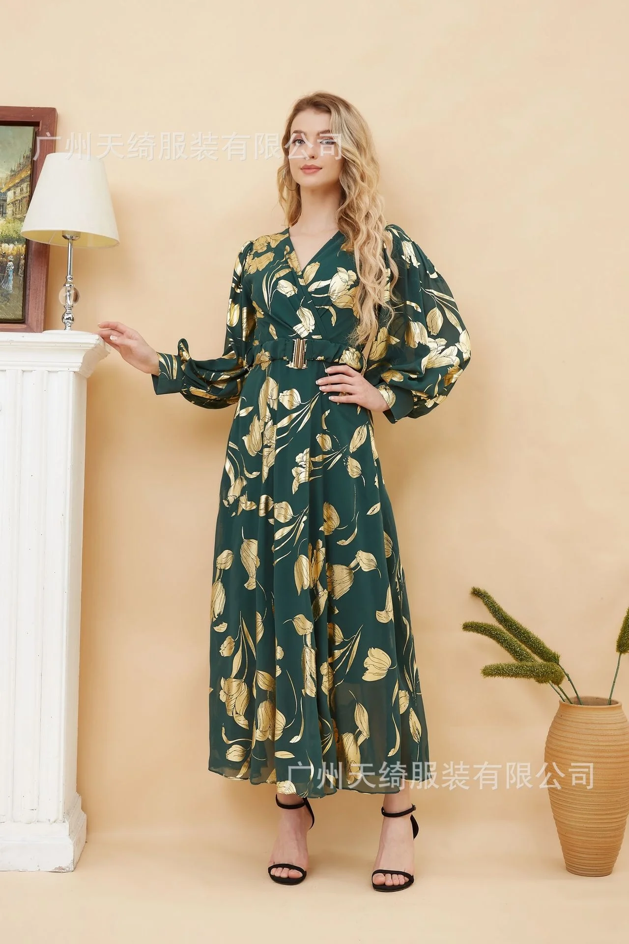 Muslin Dress Abaya For Women Fragmented Blossom Gold Plated Dress For Women French Gentle Style Waist Wrapped Slim Muscle Robe