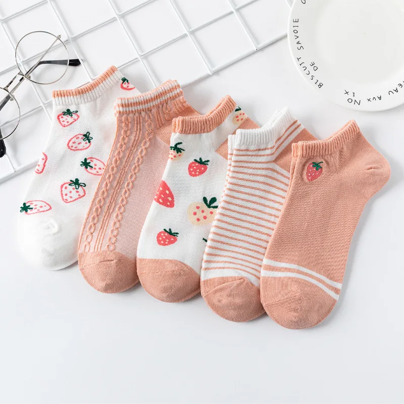 

5 Pairs/lot Fashion Elegant Funny Cute Cotton Girls Pink Strawberry Short Female Low Cut Ankle Socks Summer Spring Women Sox
