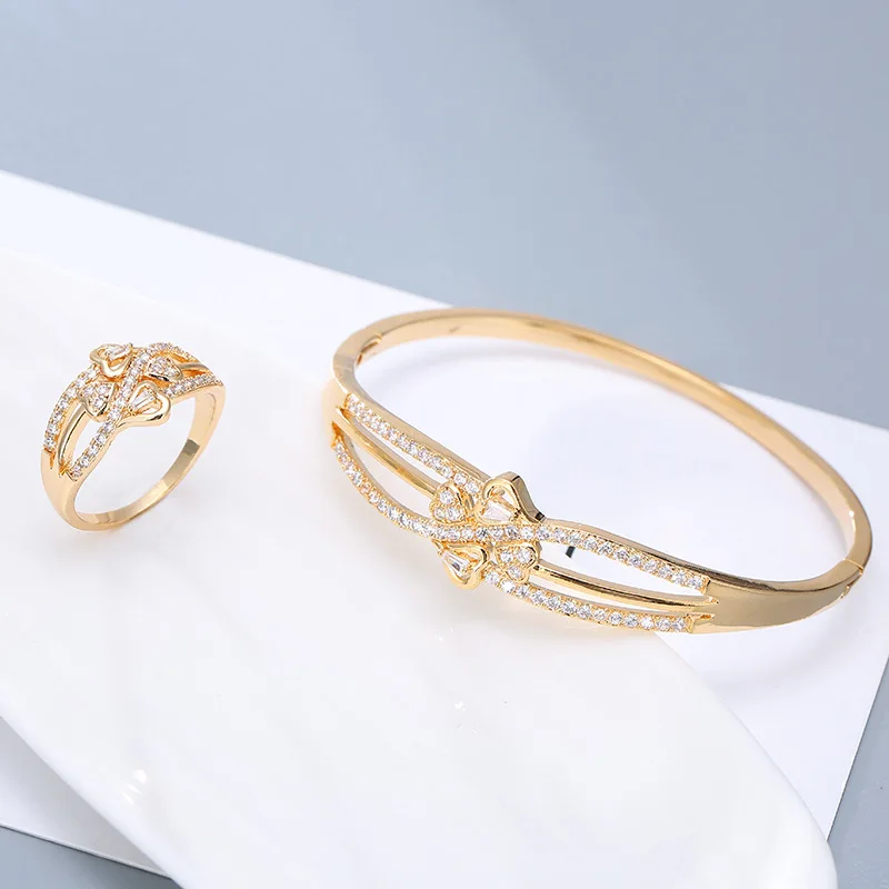

Women’s 2PCS Hipster Exaggerated Heart-Shaped Hollowed-Out Multi-Row Bracelet Ring Set With AAA Zircon Party Favors Jewelry