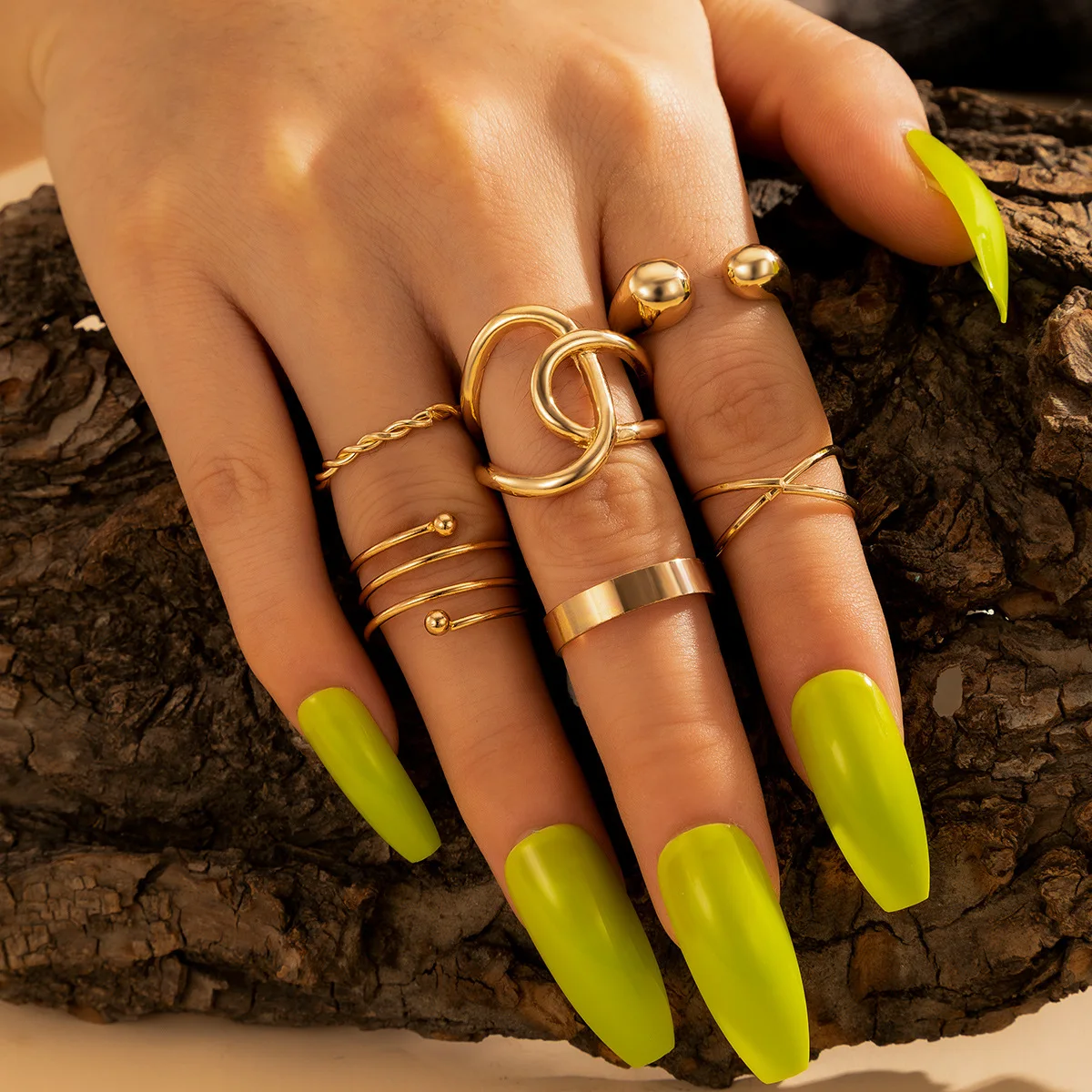 

NEW 2022 Geometry Fashion Water Drop Six-piece Spring Ring Set