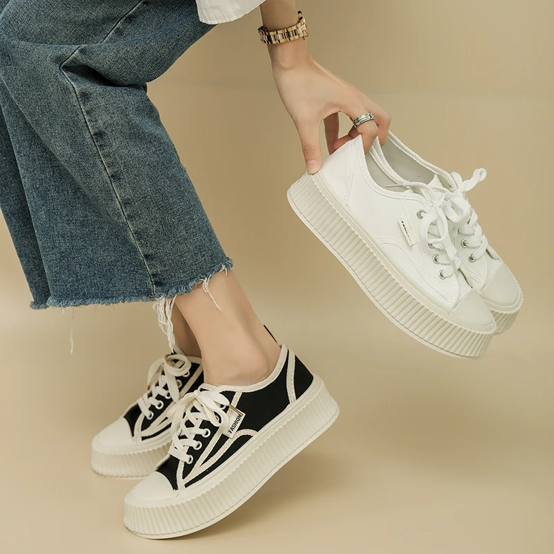

Small White Shoes All-Match Casual Female Sneakers Autumn Round Toe Clogs Platform Fall Cross New Creepers Lace-Up Solid Cross-t
