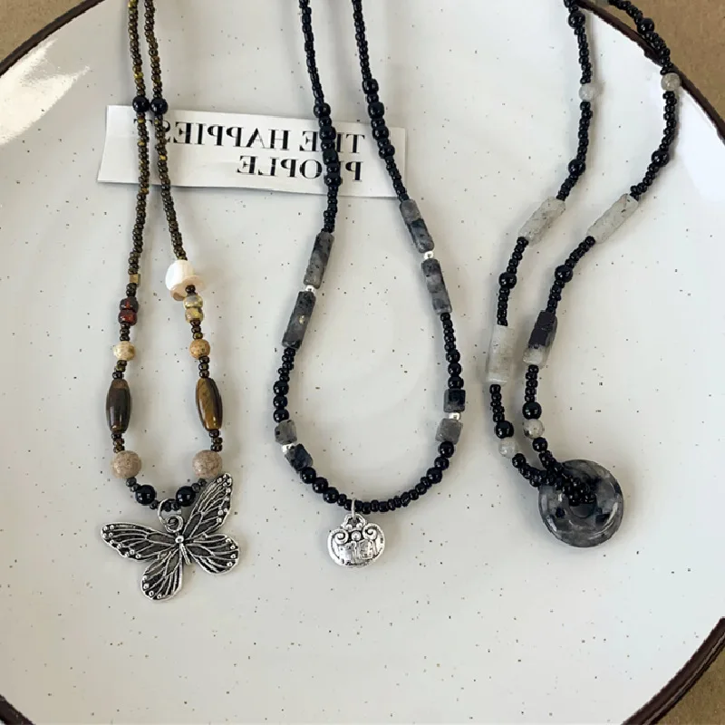 

Vintage Silver Color Beaded Butterfly Pendant Necklace For Women Fashion Street Punk Rock Clavicle Chain Necklace Trendy Jewelry
