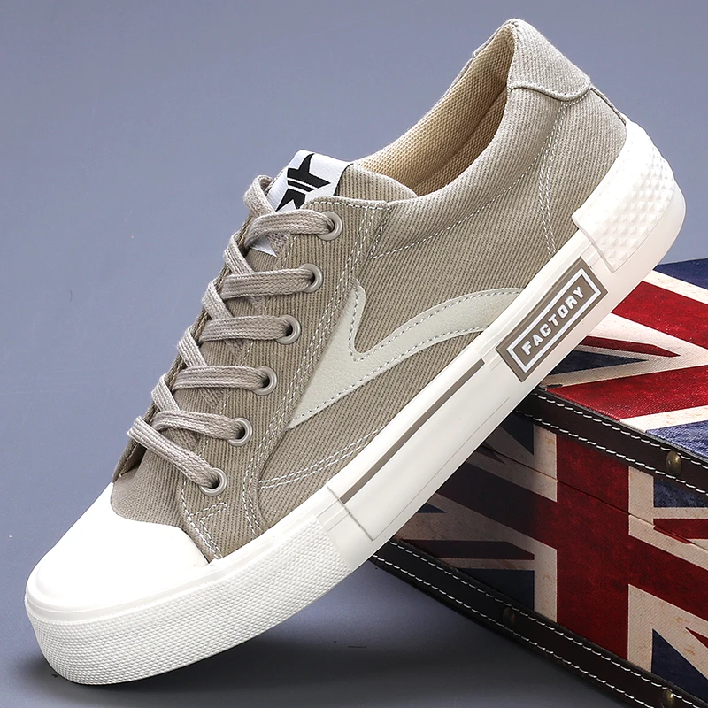 Рисунок 4 - Мужские парусиновые туфли с низким верхом