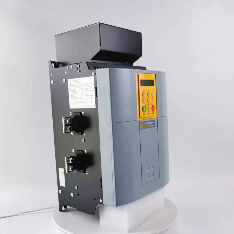 Фото Привод Parker DC590P 270A Eurotherm 590P-53327030-P00-U4W0 590P/0270/500/0011/UK/ENW/0/0/0 №5