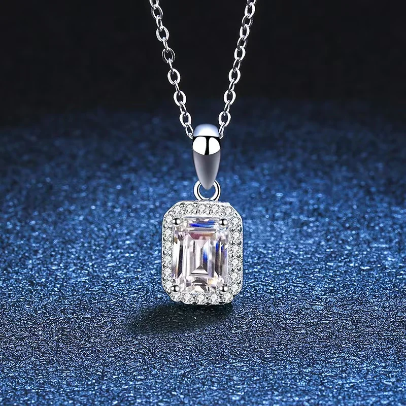 

1ct Emerald Cut Moissanite Pendant Necklace for Women 925 Silver Iced Moissanite Diamond Necklaces Platinum Plated Pass Tester