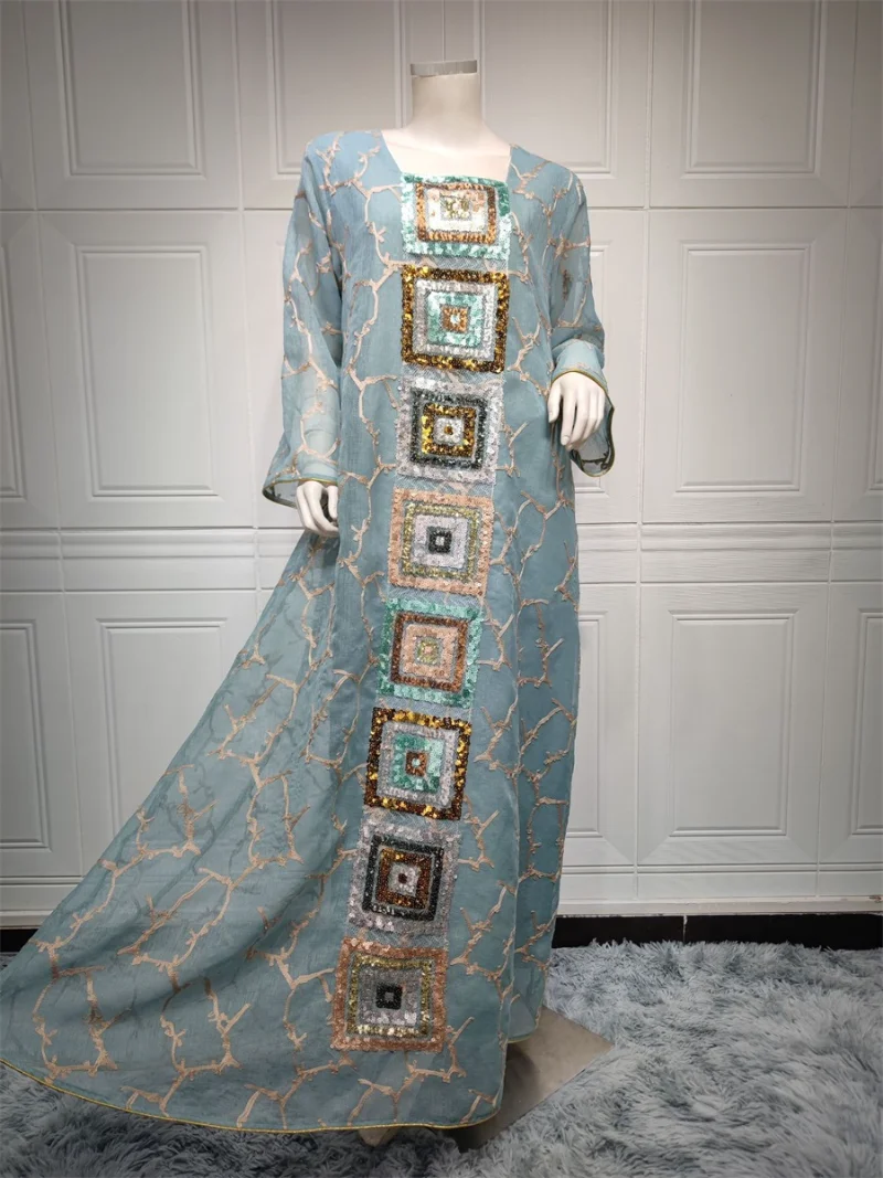 Dubai Luxury Dress Vintage Sequins Embroidery Abaya Long Sleeve Moroccan Arabic Dresses Muslim Ramadan Jalabiya