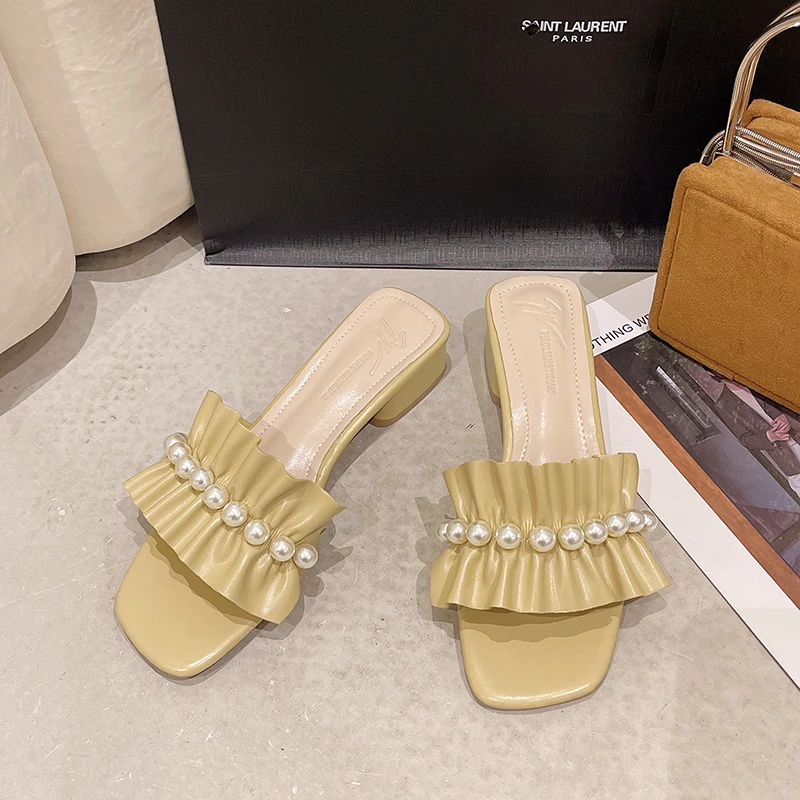 2022 New Women's Slippers Fairy Style Fashion Pearl Pleated Middle Heel Sandals Women's Summer Beach Shoes Femmes Sandalias