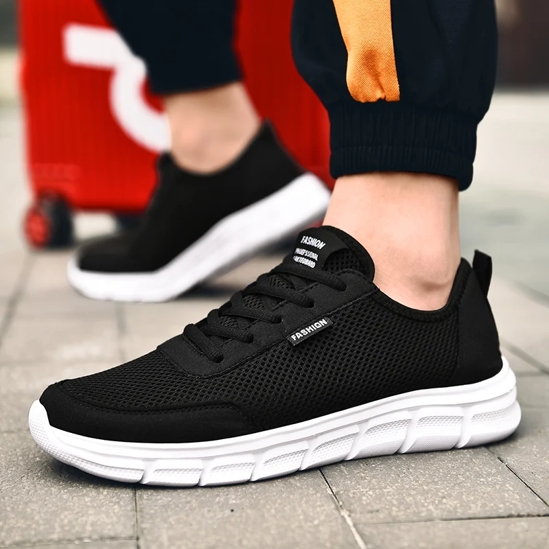 New Men Breathable Running Shoes Outdoor Sports Shoes Lightweight Sneakers Comfortable Athletic Training Footwear