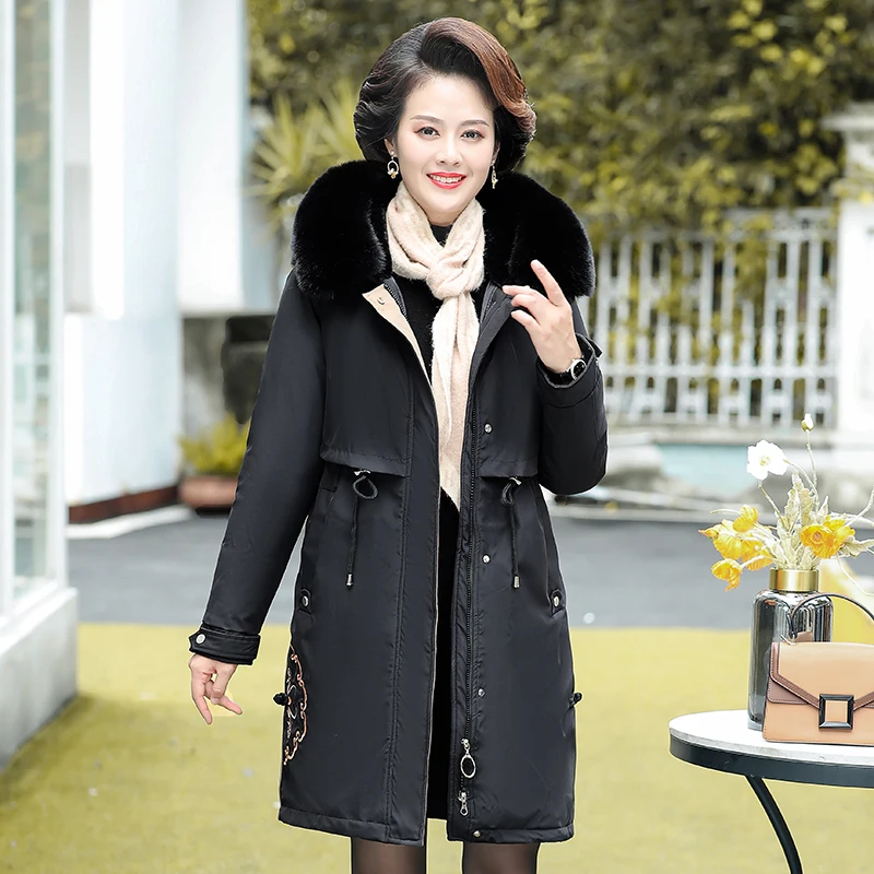 Middle-Aged Women's Winter Coat 2022 New Mid-Length Warm Thicken Fleece Coat Winter Oversize Parkas Coat Embroidered Down Jacket