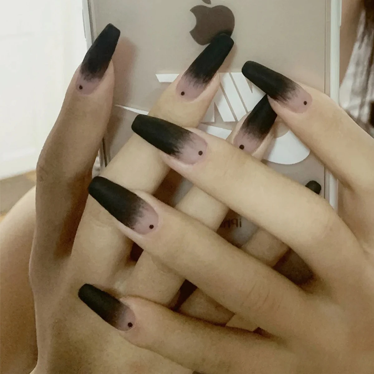 

24p Gradient Long Trapezoidal Ballet Wearable False Nails Nail Art Fake Nails With Glue And Wearing Tools