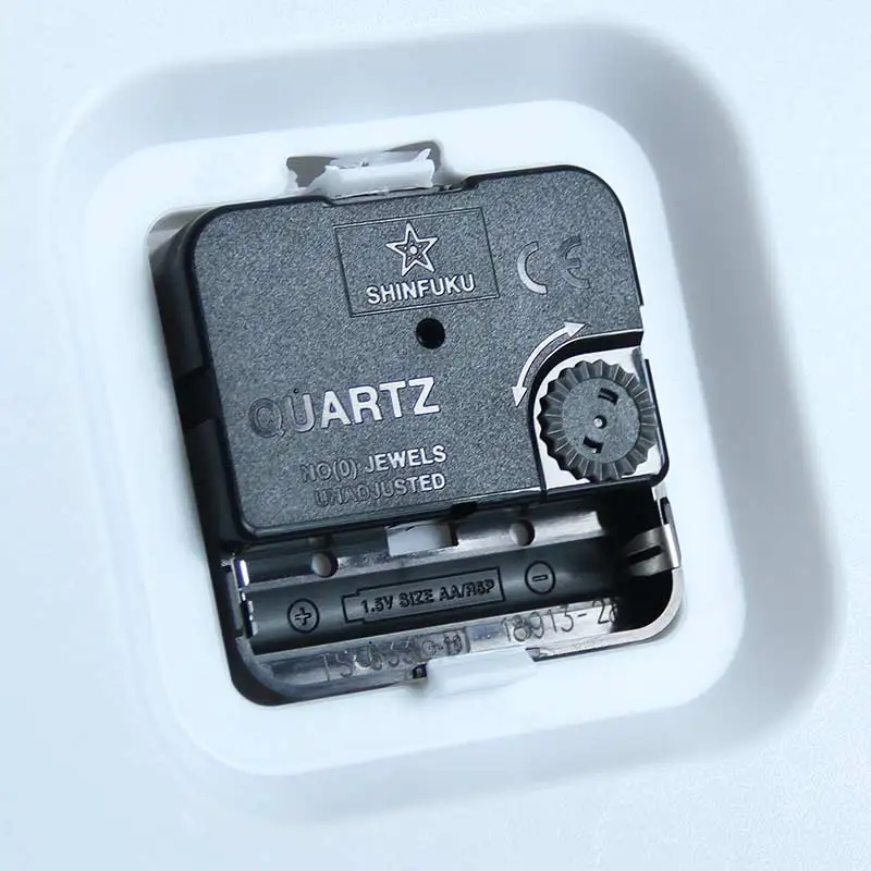 

Кварцевый механизм Shinfuku 631 для часов из пластика