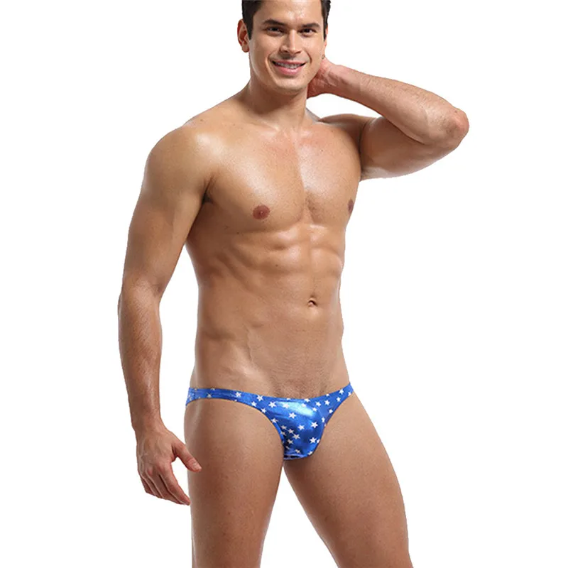 

Мужские трусы бикини с низкой посадкой, синие трусы из искусственной кожи с принтом звезд, с мешочком, сексуальное нижнее белье для мужчин, гей-трусы 2019
