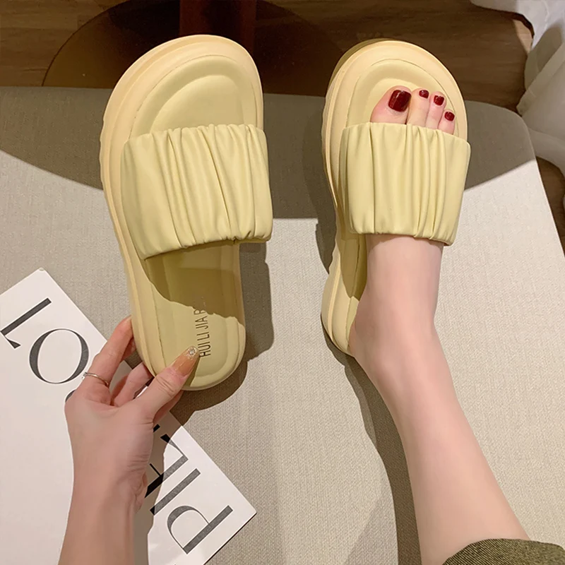 

Shoes Woman 2023 Slippers Soft Med Luxury Slides Pantofle Platform Shale Female Beach Comfort Designer New Summer Flat Sabot PU