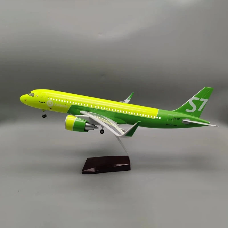 Модель самолета A320NEO A320, 47 см, 1/80, нео-Сибирская модель авиакомпании S7, игрушка, Брикет и посадочное колесо, литая модель