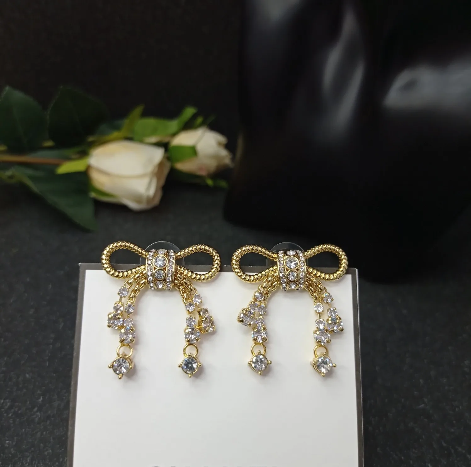 

Bowknot, rhinestone earrings, exquisite texture earrings
