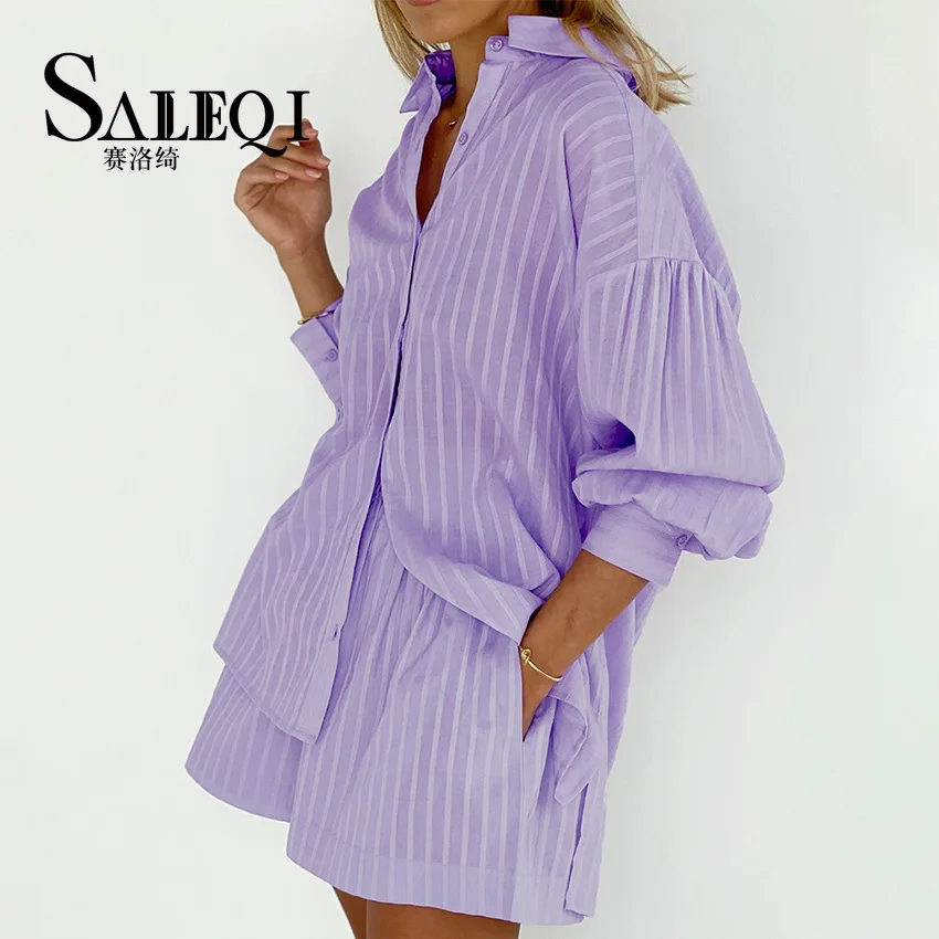 

Temperament Shirt Jacquard 2023 Autumn Winter Women's Striped Bubble Sleeve Shorts Commuter Design Sense Casual Set