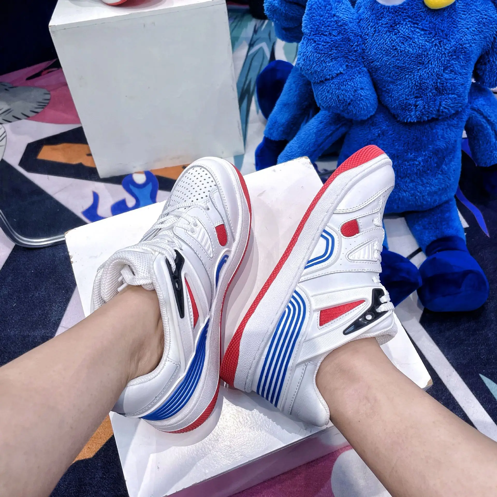 

Men Sneakers Men Running Shoes Leather Flat Heel Lace Up Solid Color Breathable Round Non-Slip Men Flat Casual Shoes Men Shoes