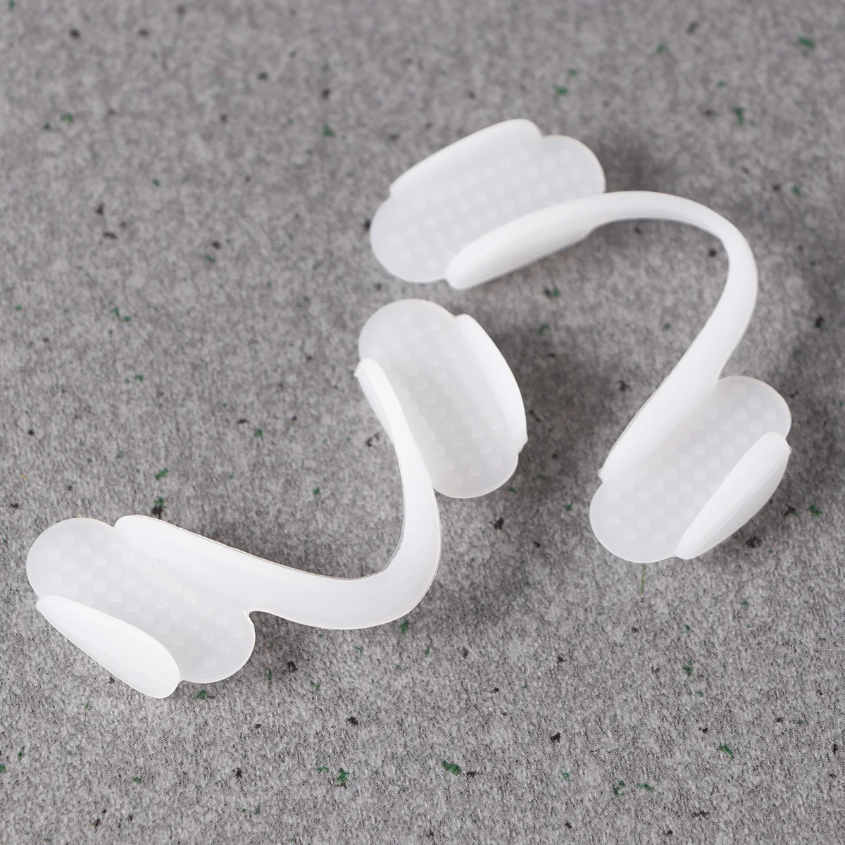 

1PC Teeth Grinding Brace Tongue Retainer Snoring Stopper Mouthpiece Snoring Mouth Guard Mouthguard Grinding Teeth
