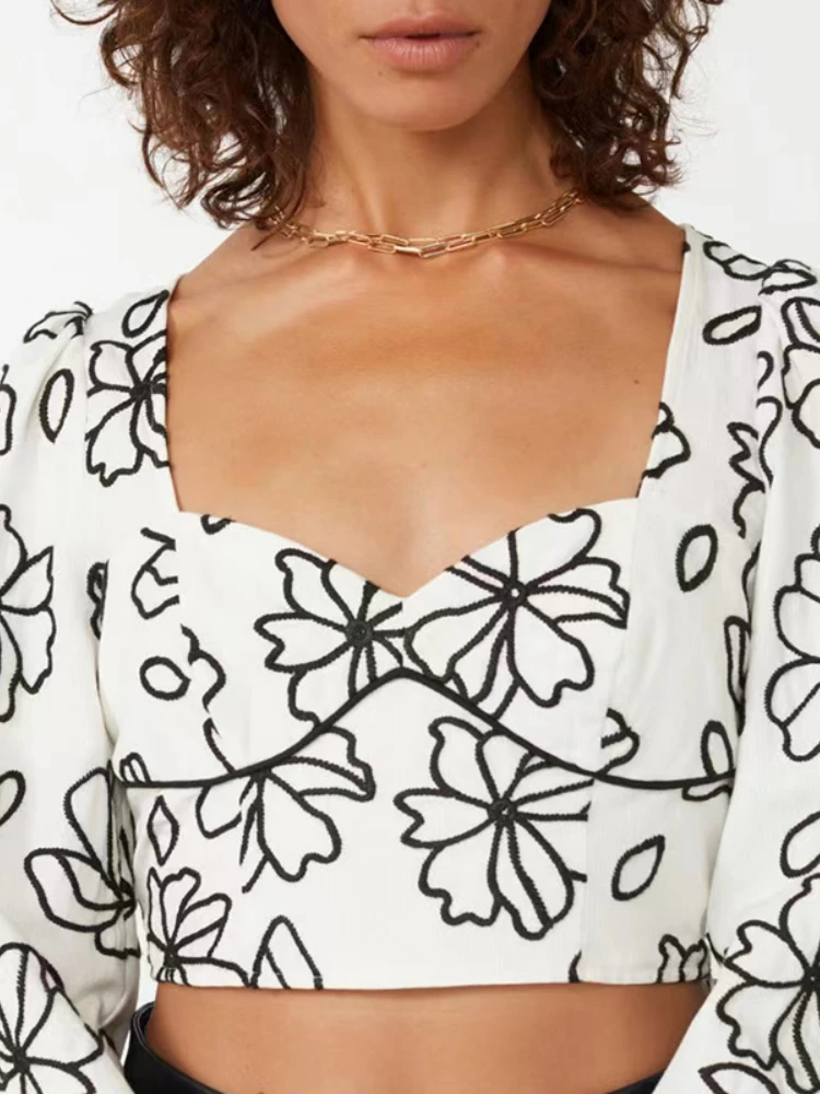 

Женская короткая рубашка с цветочной вышивкой, повседневная яркая рубашка с длинными рукавами-фонариками и квадратным вырезом, осень 2022